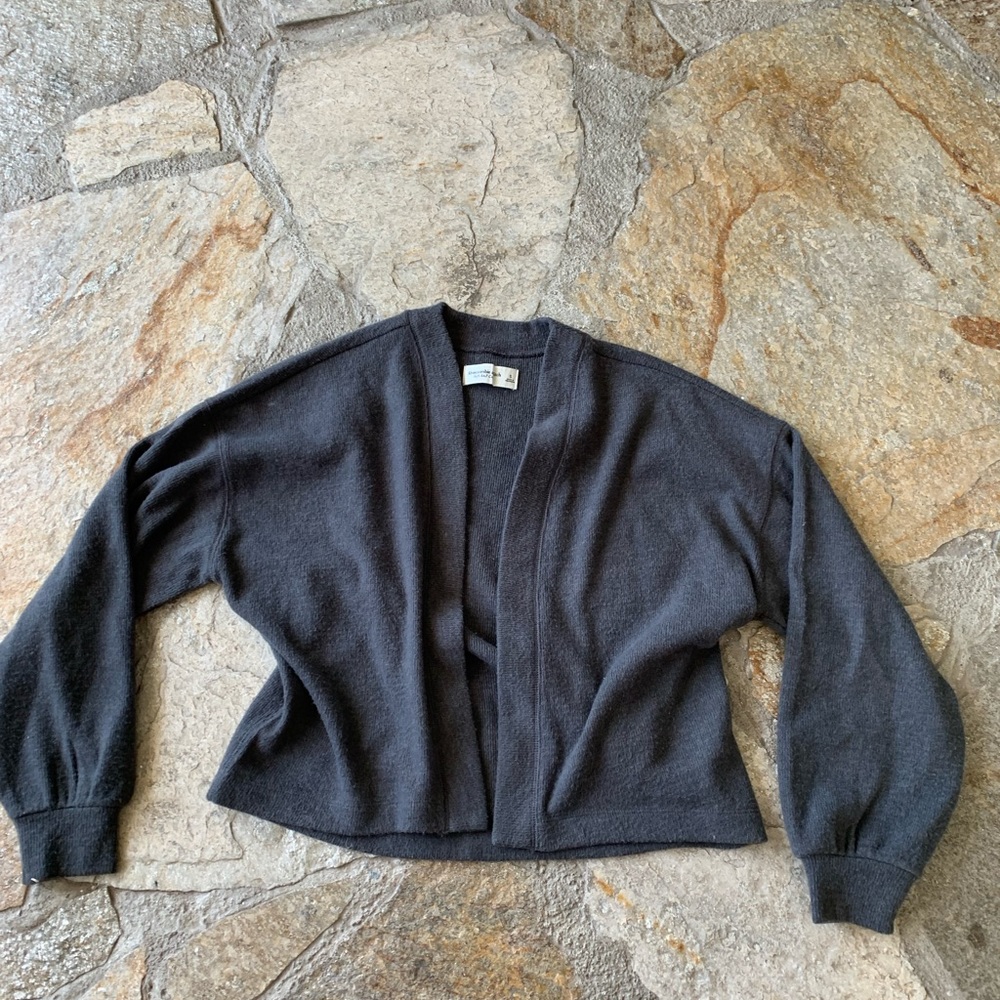 New Abercrombie grey/charcoal sweater size small